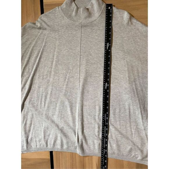 Jones New York Sweater - Picture 5 of 6